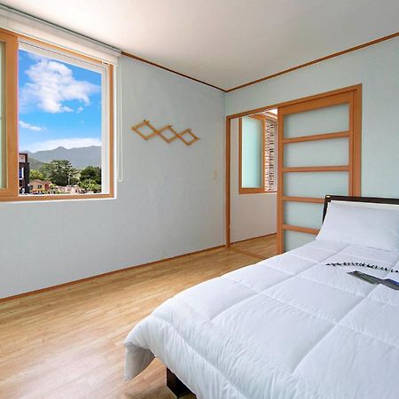 Samcheok Sol Beach Pension מראה חיצוני תמונה