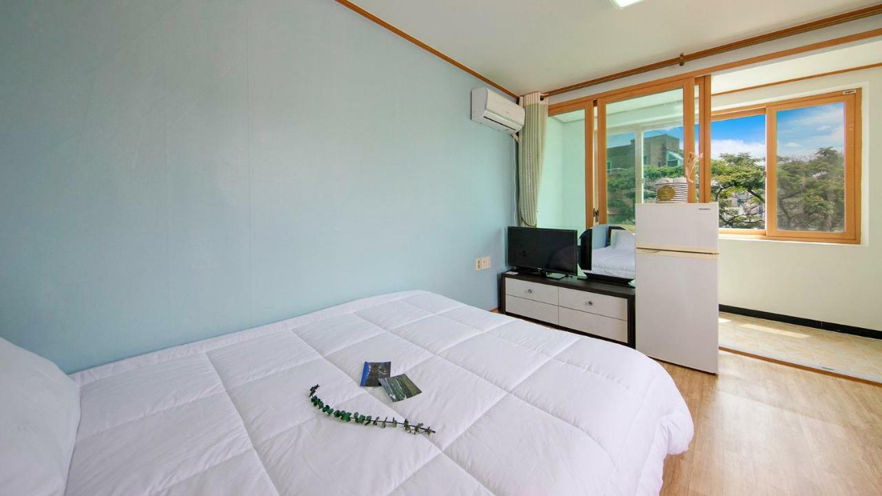 Samcheok Sol Beach Pension מראה חיצוני תמונה