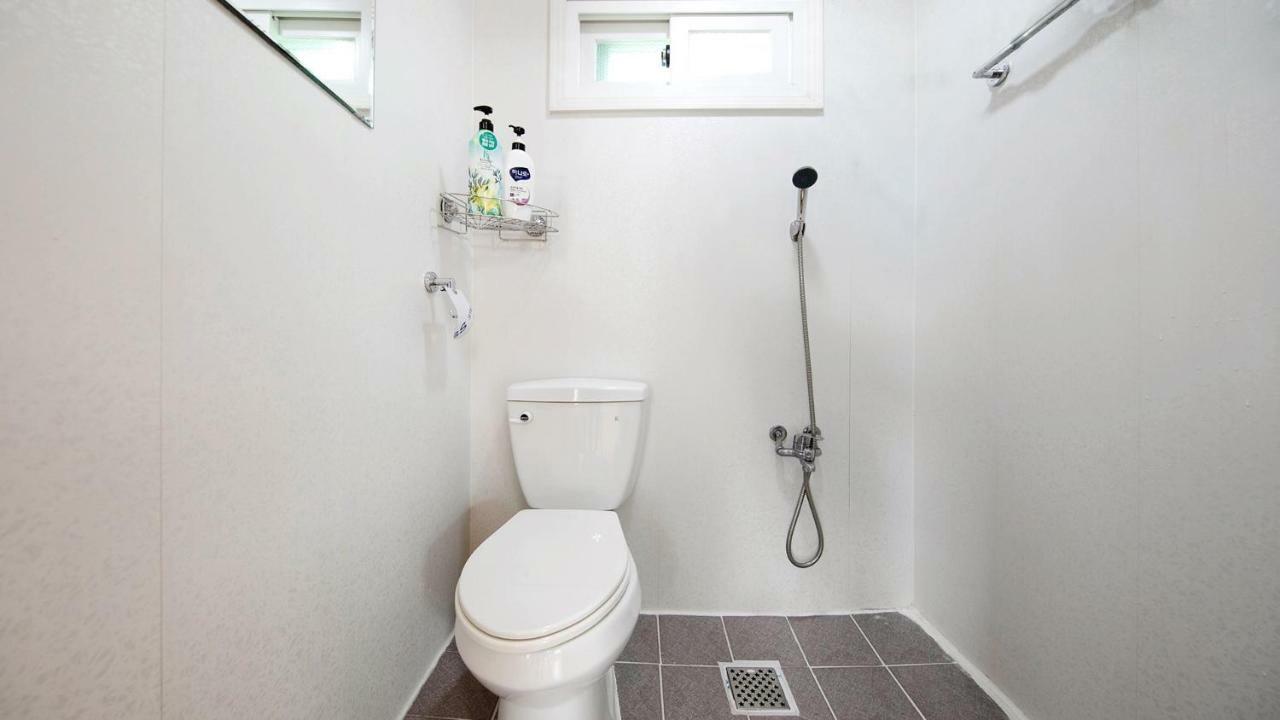 Samcheok Sol Beach Pension מראה חיצוני תמונה