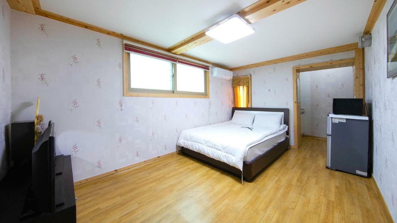Samcheok Sol Beach Pension מראה חיצוני תמונה