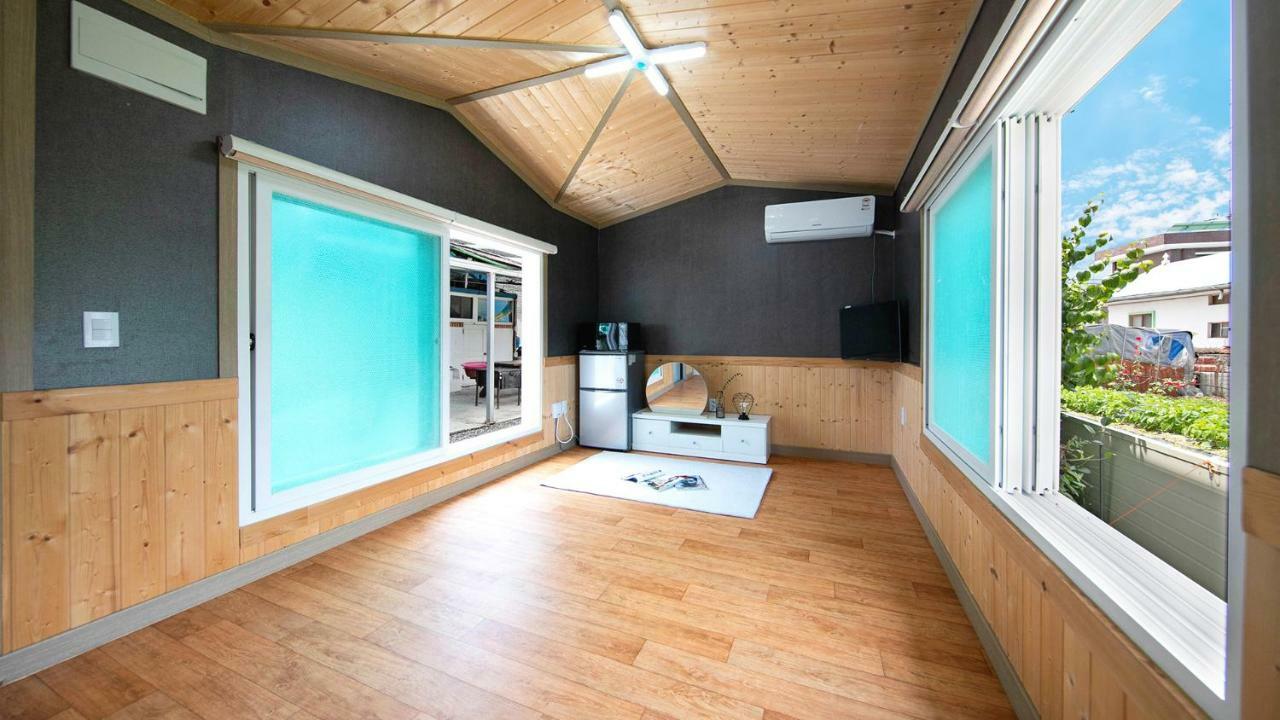 Samcheok Sol Beach Pension מראה חיצוני תמונה