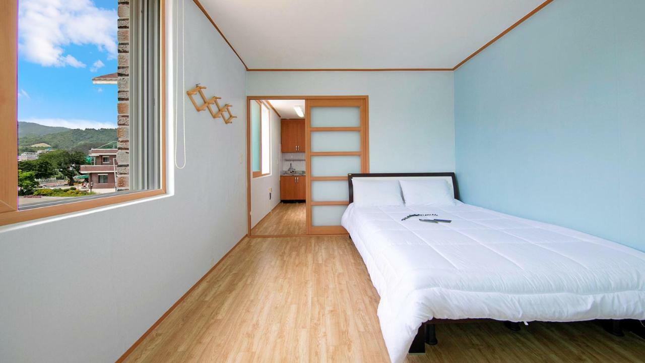 Samcheok Sol Beach Pension מראה חיצוני תמונה