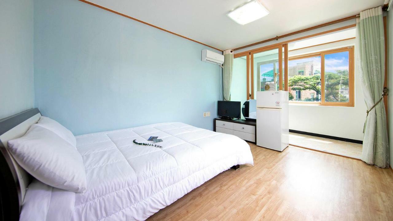 Samcheok Sol Beach Pension מראה חיצוני תמונה