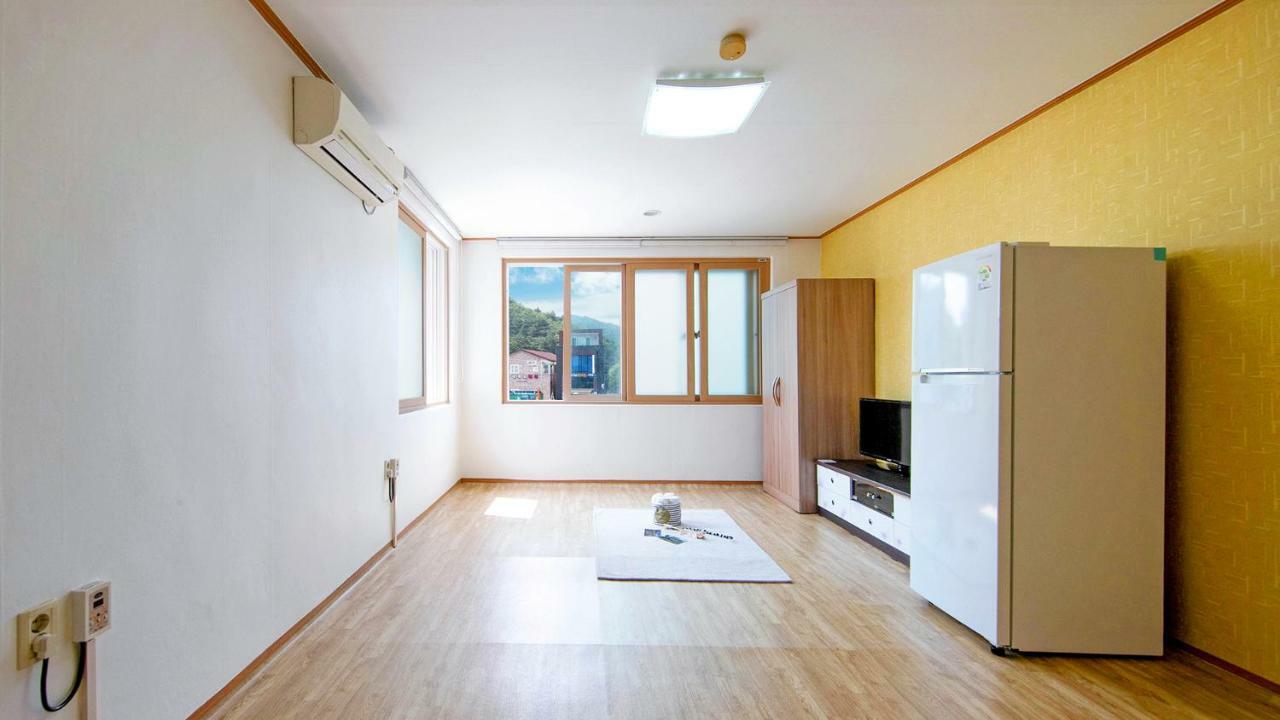 Samcheok Sol Beach Pension מראה חיצוני תמונה