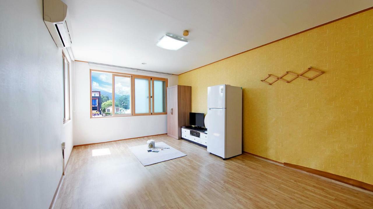 Samcheok Sol Beach Pension מראה חיצוני תמונה