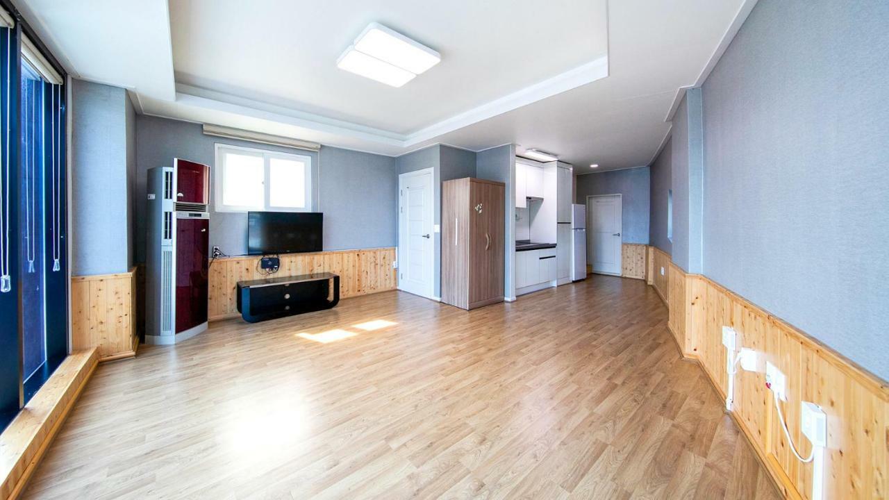 Samcheok Sol Beach Pension מראה חיצוני תמונה