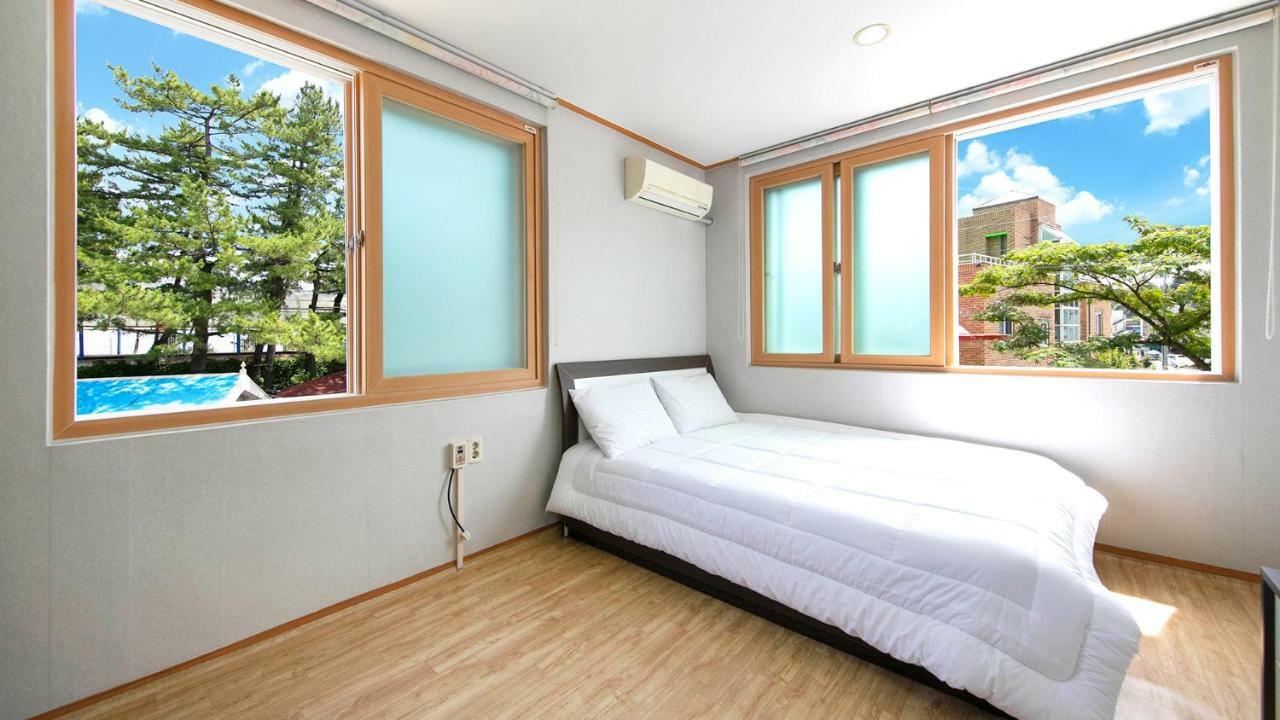 Samcheok Sol Beach Pension מראה חיצוני תמונה