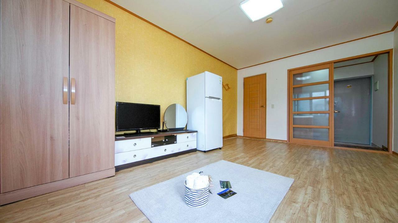 Samcheok Sol Beach Pension מראה חיצוני תמונה