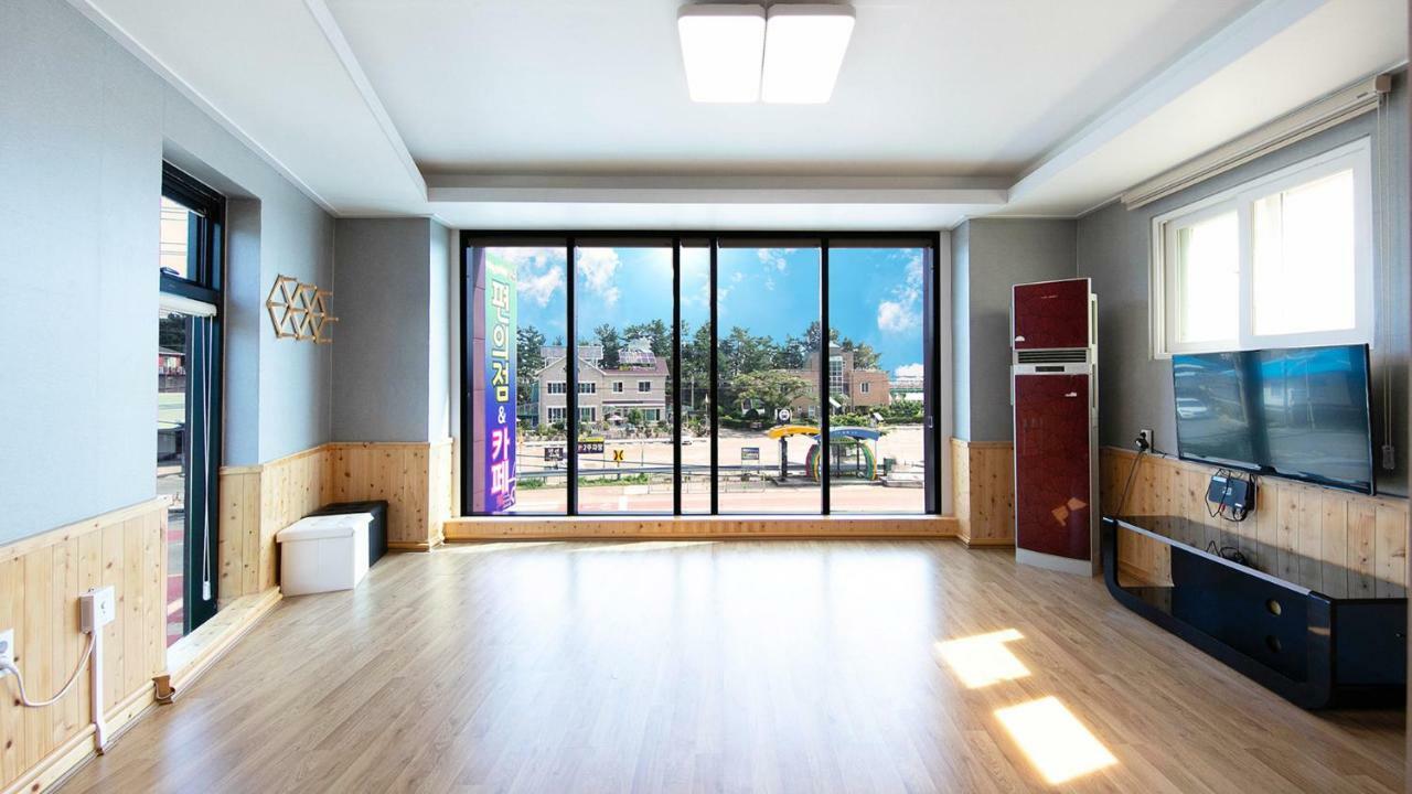 Samcheok Sol Beach Pension מראה חיצוני תמונה