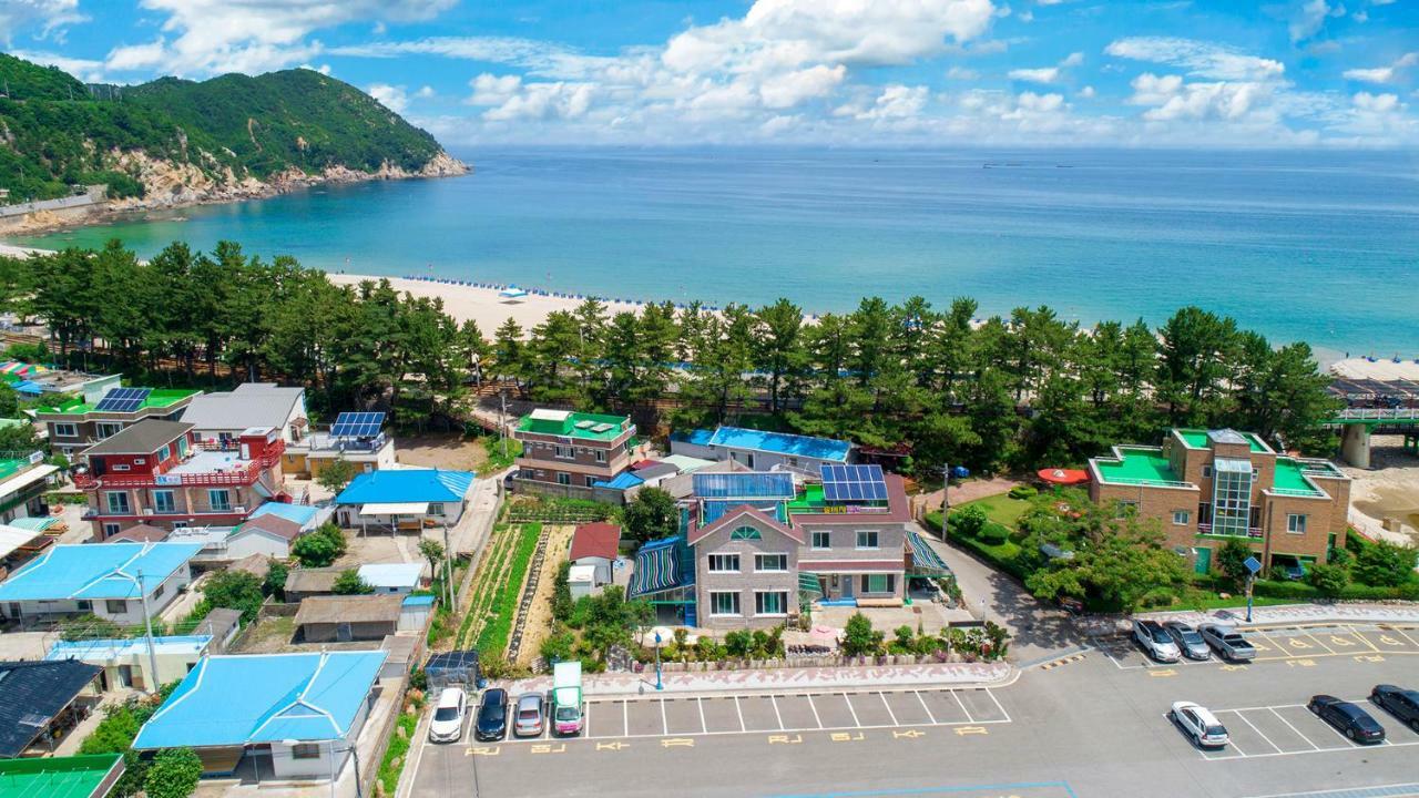 Samcheok Sol Beach Pension מראה חיצוני תמונה