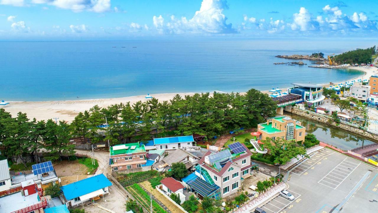 Samcheok Sol Beach Pension מראה חיצוני תמונה